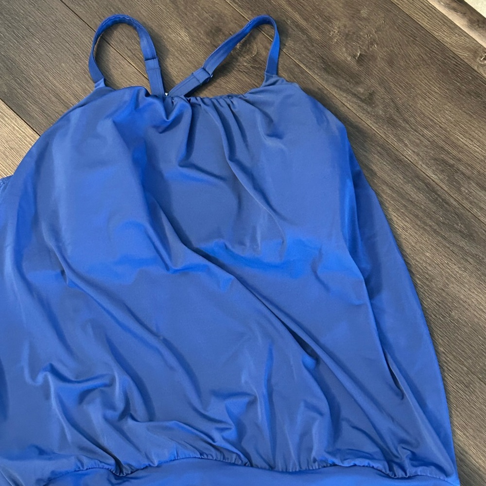 Stylish Blue Sleeveless Top
